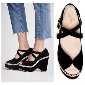 - Free People Terrace platform Sandal Wedge 36 Black